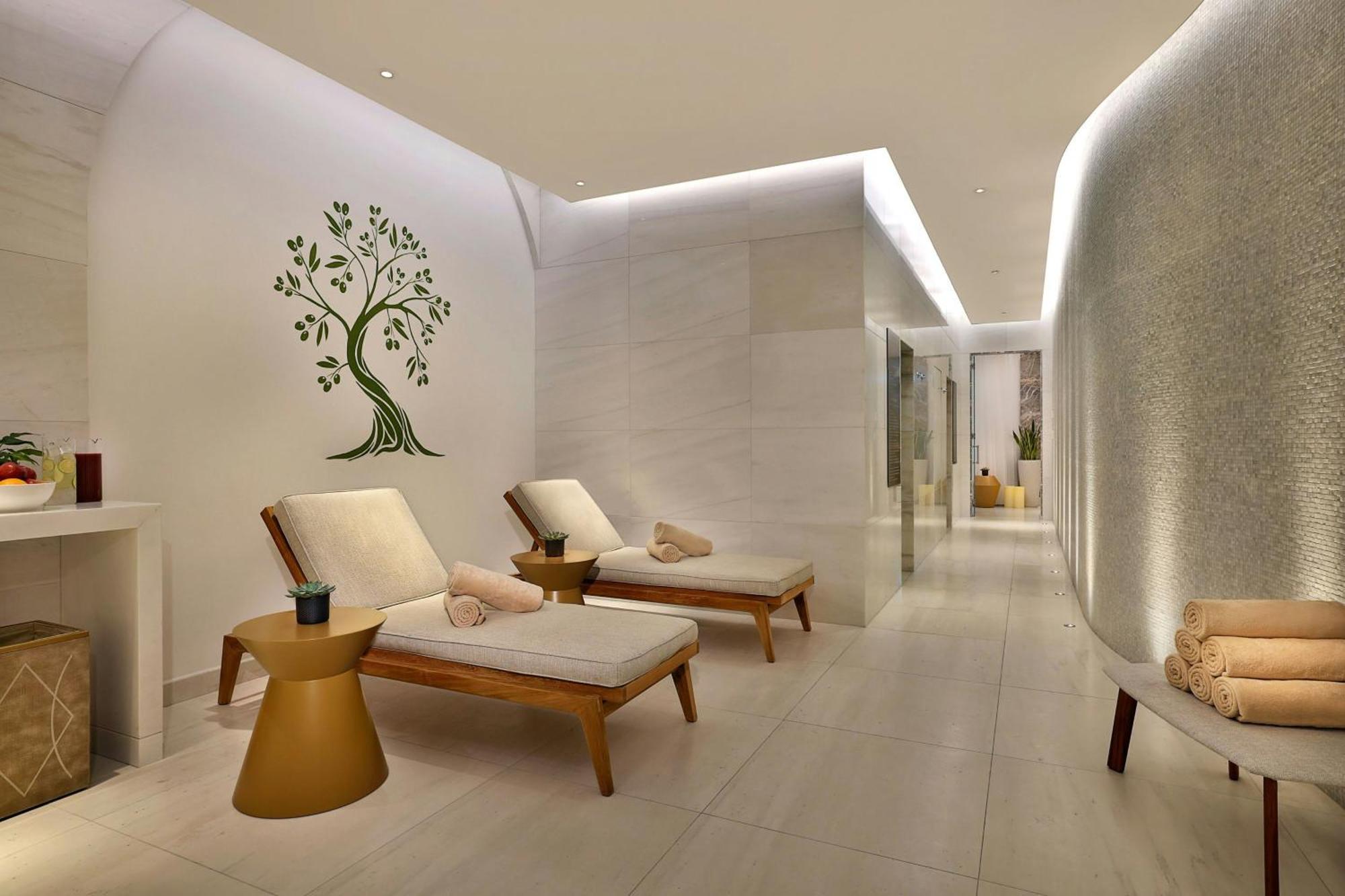 The Ritz-Carlton, Amman Otel Dış mekan fotoğraf Spa at The Westin