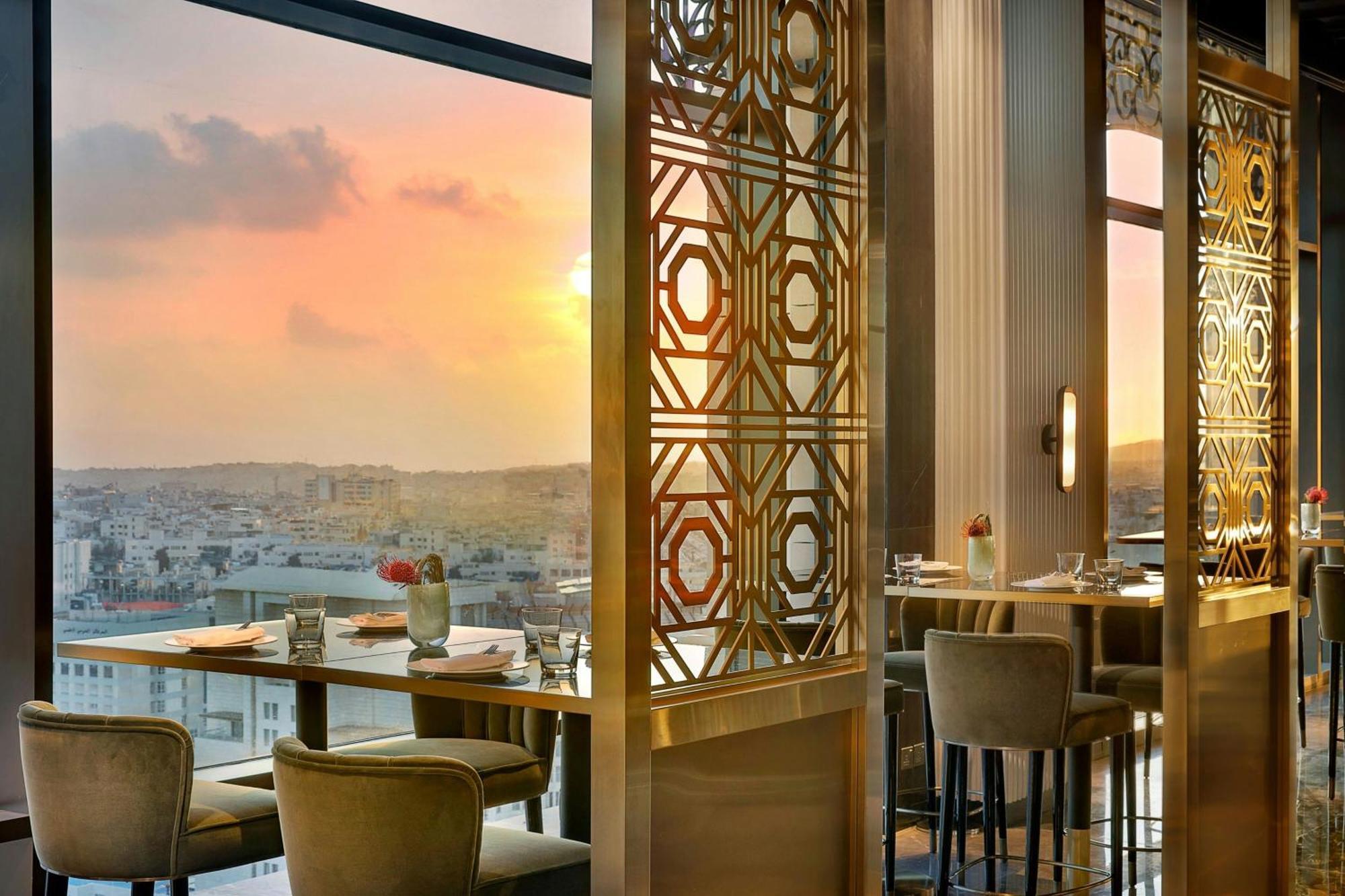 The Ritz-Carlton, Amman Otel Dış mekan fotoğraf The View