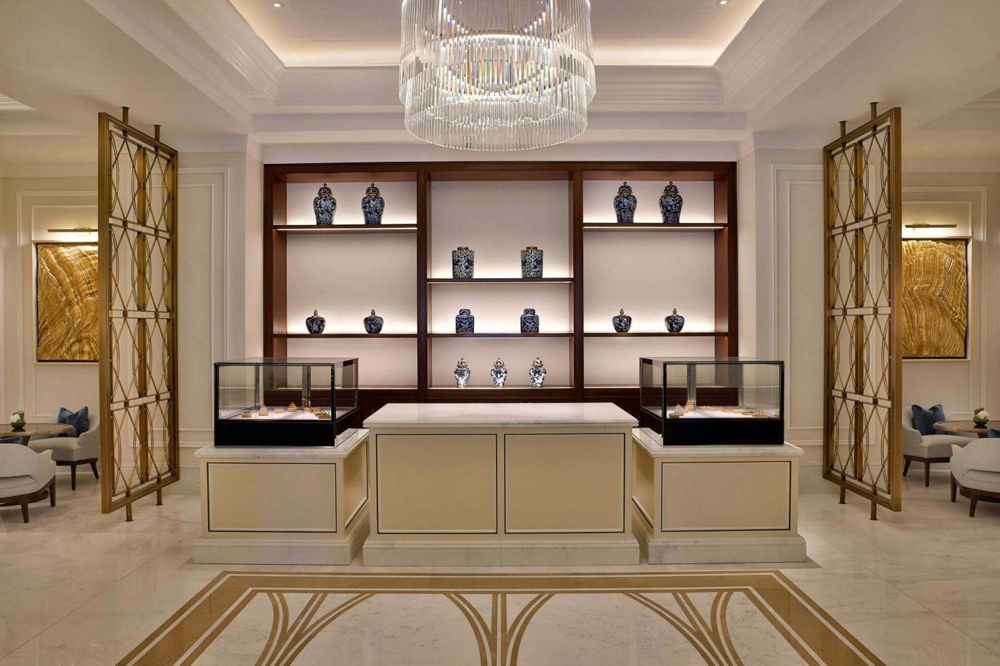 The Ritz-Carlton, Amman Otel Dış mekan fotoğraf The lobby of the hotel